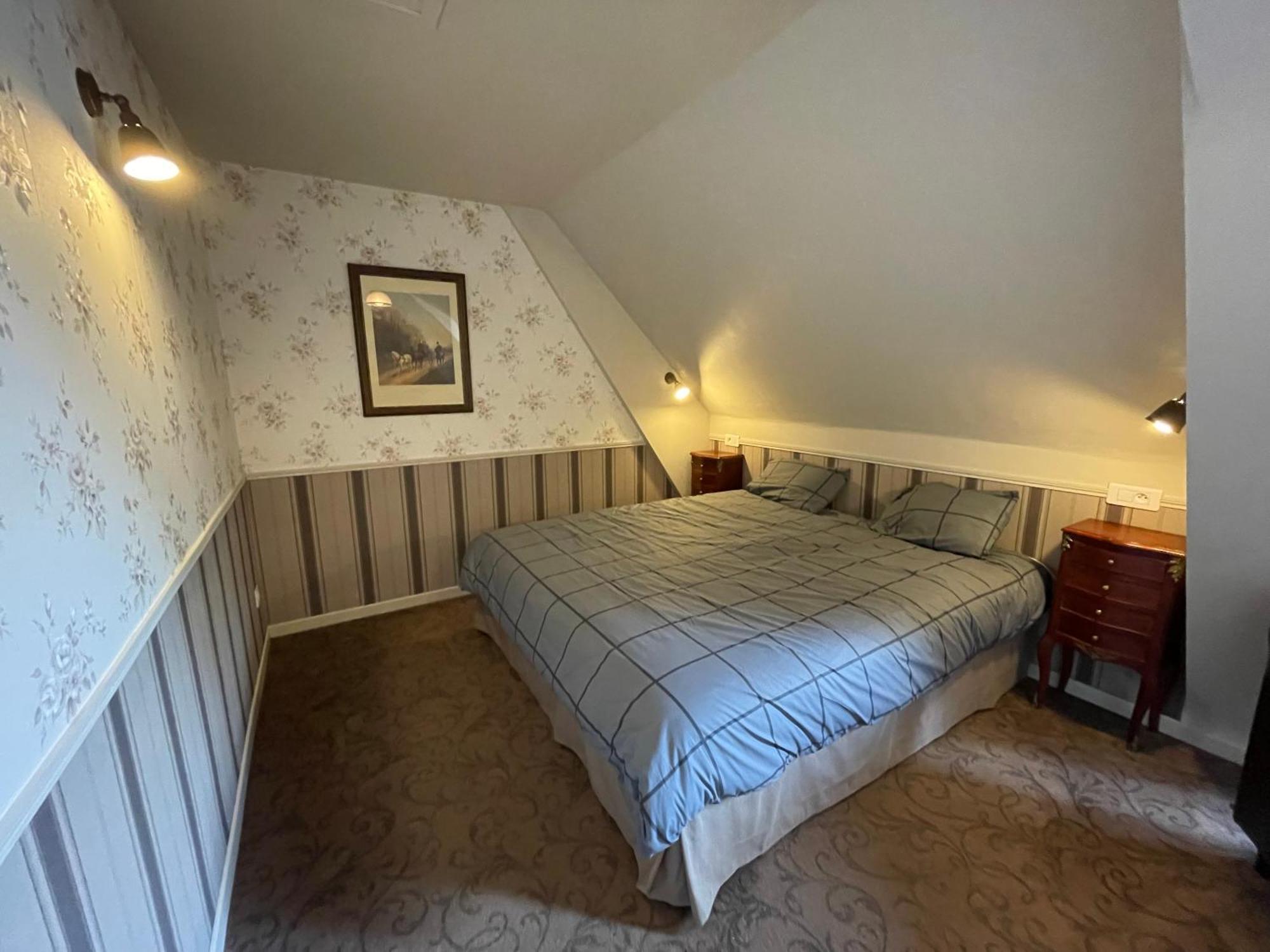 Chateau De La Coutanciere Hotel