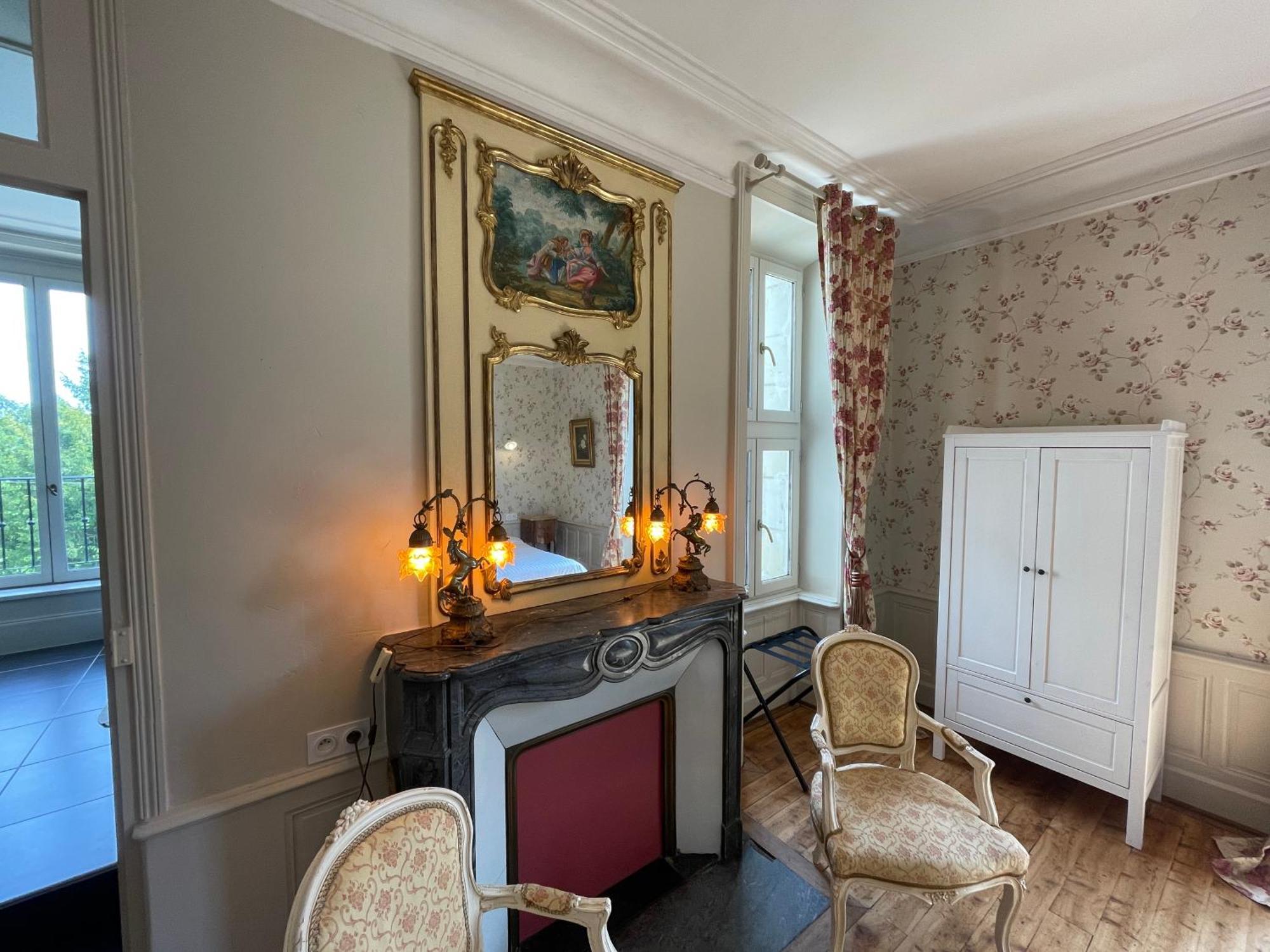 Chateau De La Coutanciere Hotel