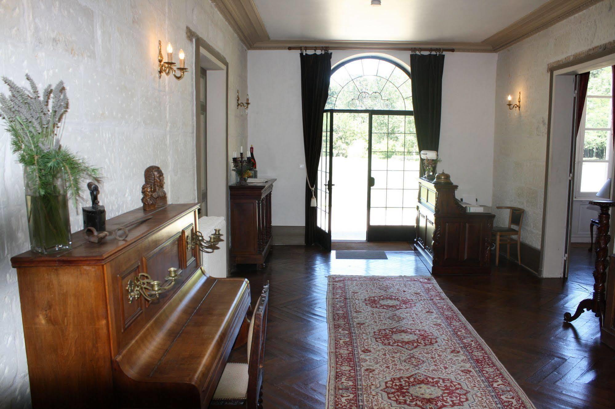 Chateau De La Coutanciere Hotel 3*